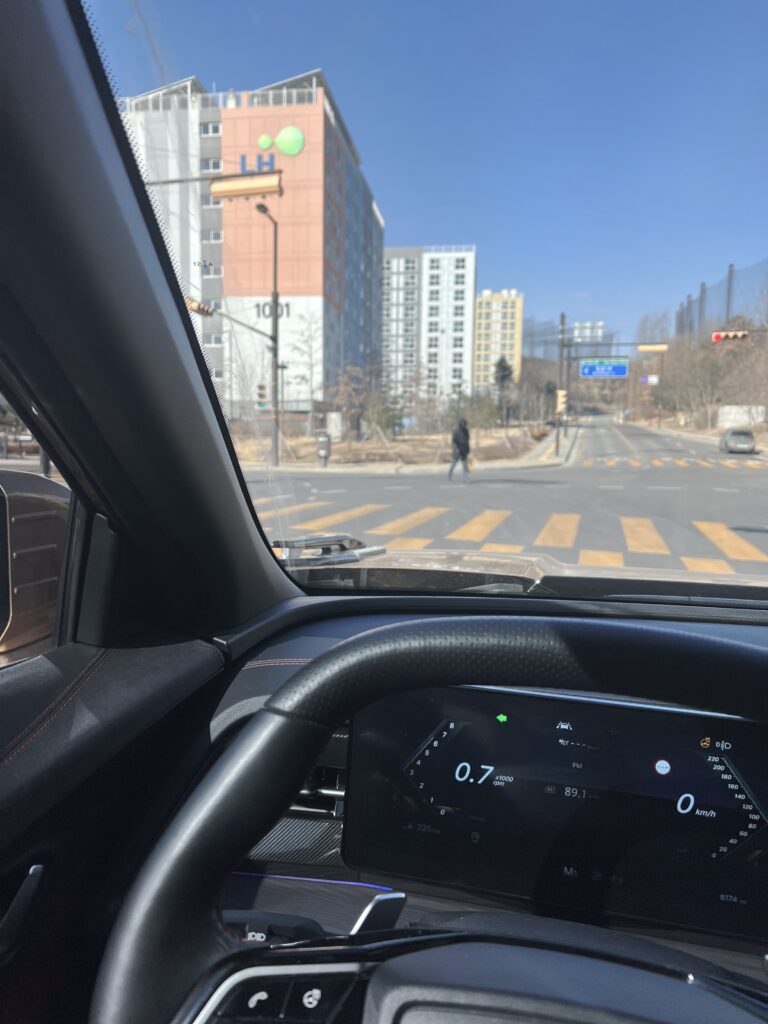 액티언 정차 시