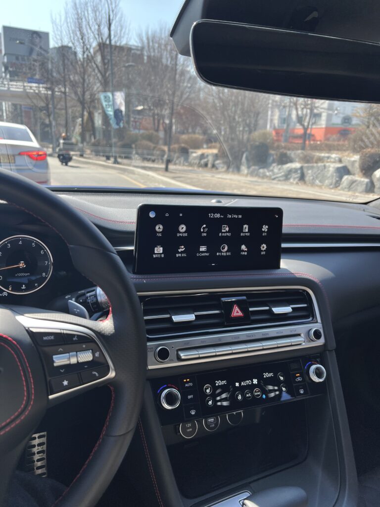 제네시스 G70 센터페시아