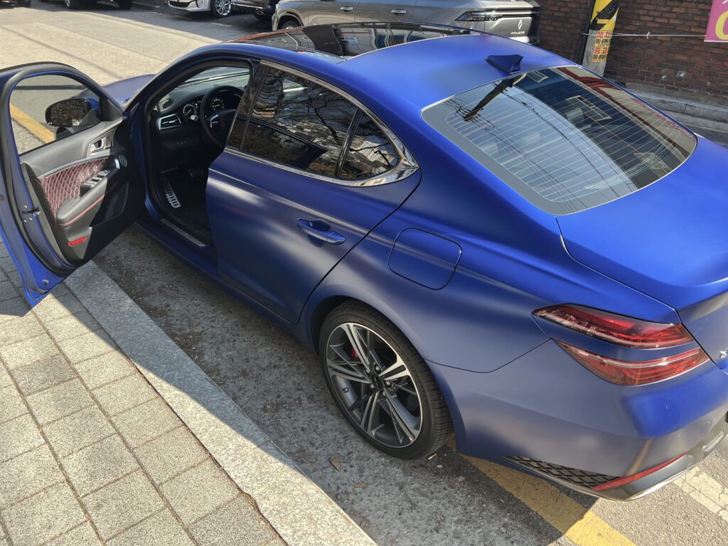 제네시스 G70 후측면